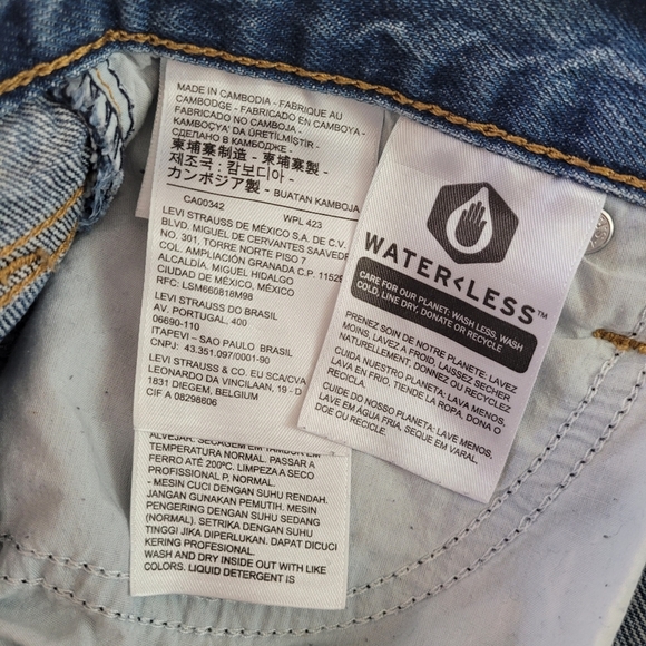 Levi's Women's High Waisted Straight Distressed Denim Blue Jeans Size 28 - Picture 9 of 13